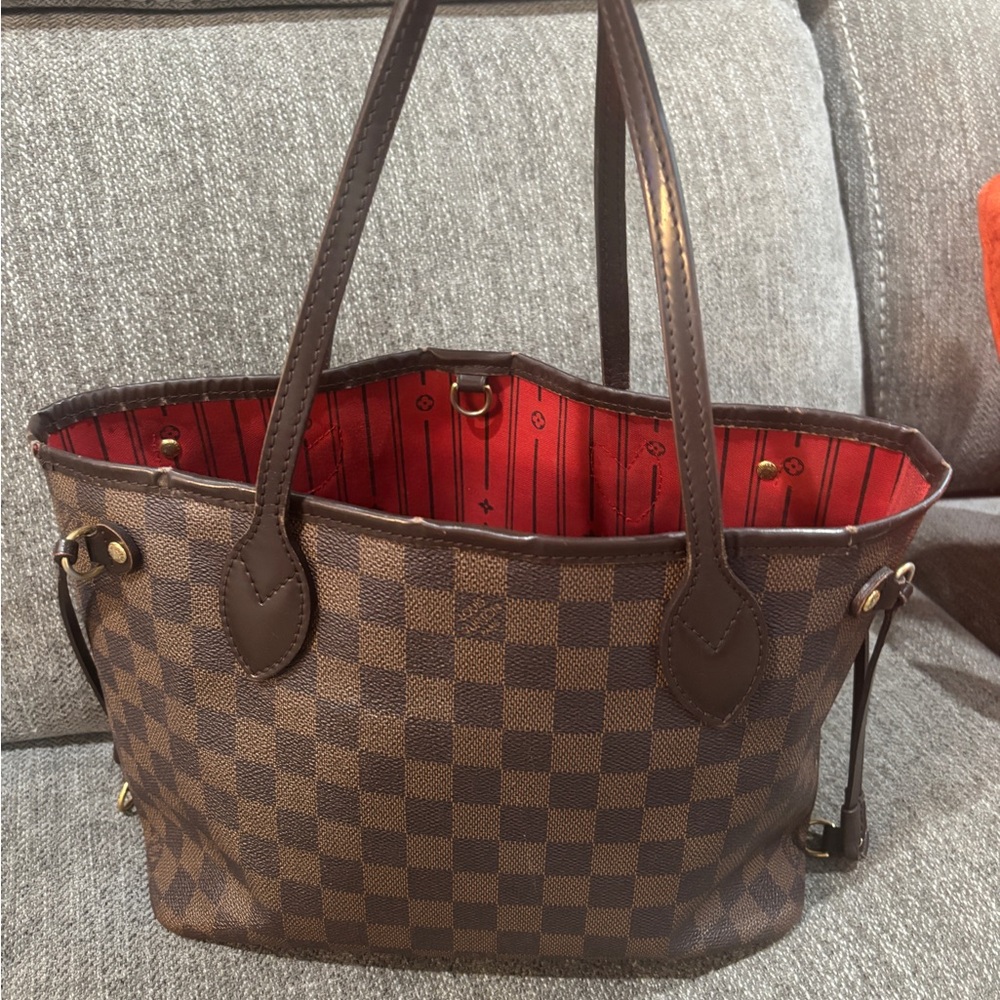 Louis Vuitton Damier Ebene Neverfull PM